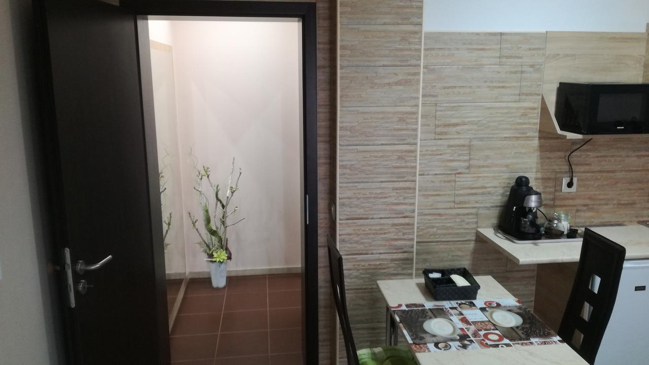 Kéri Vendégház Mosonmagyaróvár Exterior foto